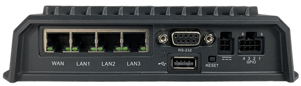 Cradlepoint R1900 5G router ports